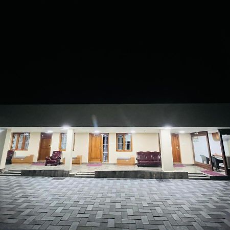 The Tendoinn Pollāchi Esterno foto